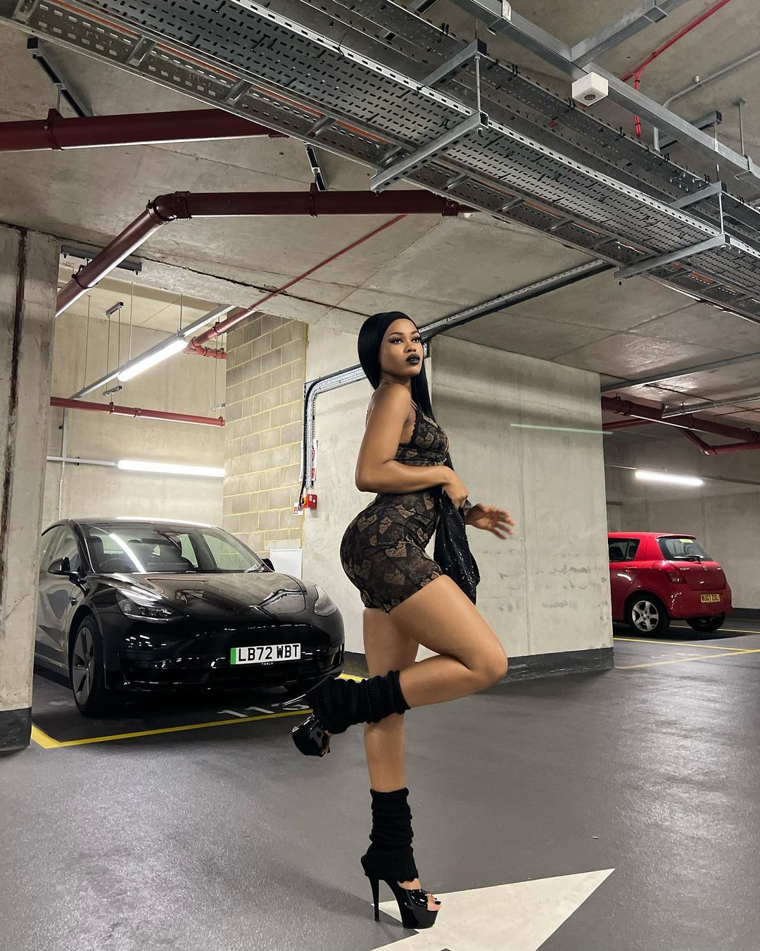Rapper Deto Black Outfits & Fashion Style | POSTER GIRL