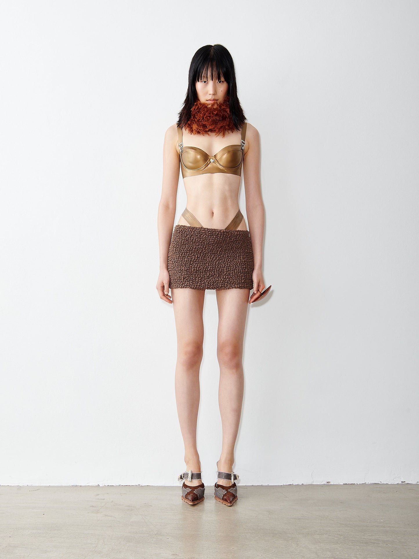 Latex Carpenter Thong Antique Gold