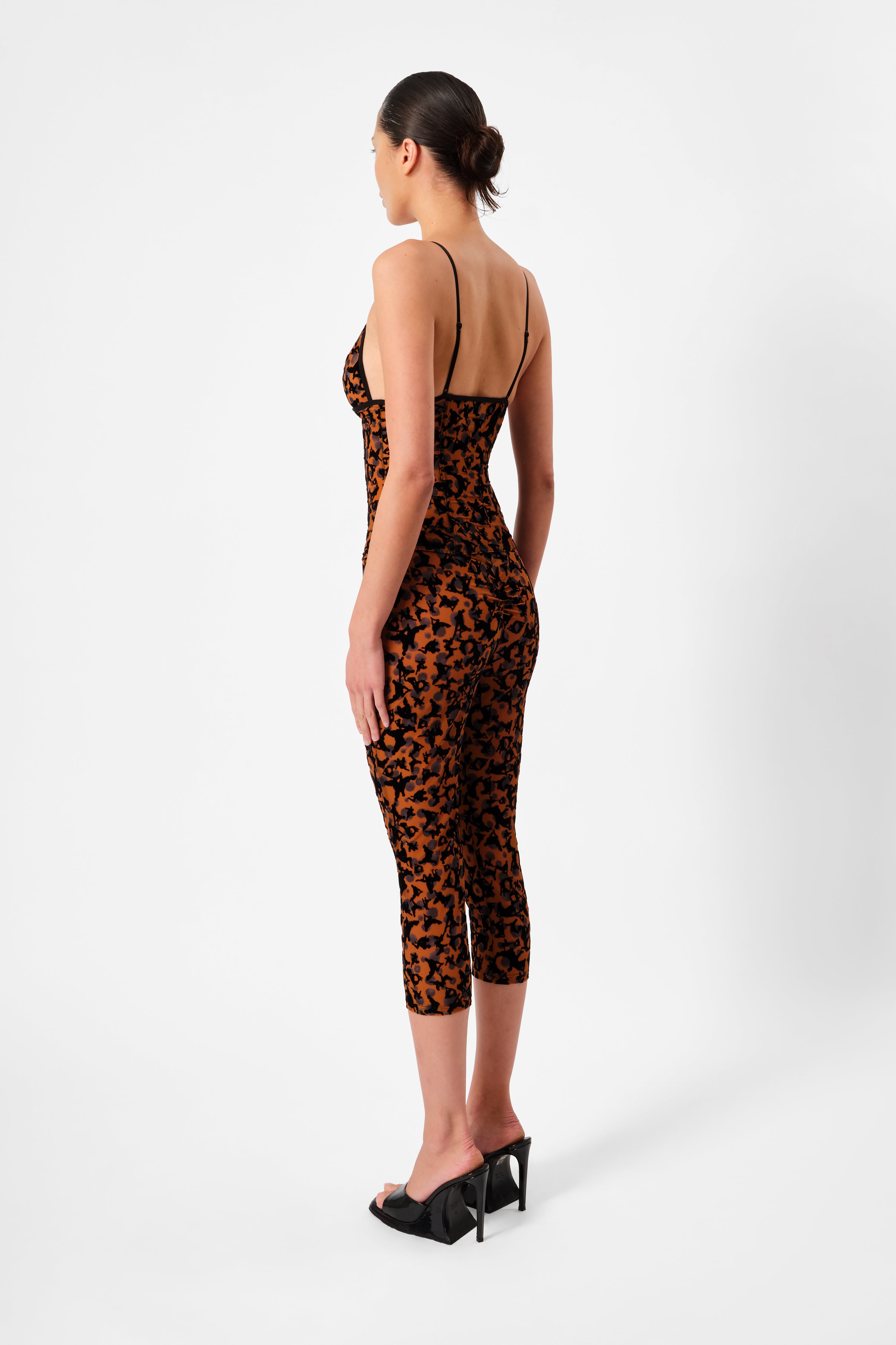 Knockout Capris Brown Leopard Print | POSTER GIRL Knockout Capris Brown Leopard Print | POSTER GIRL