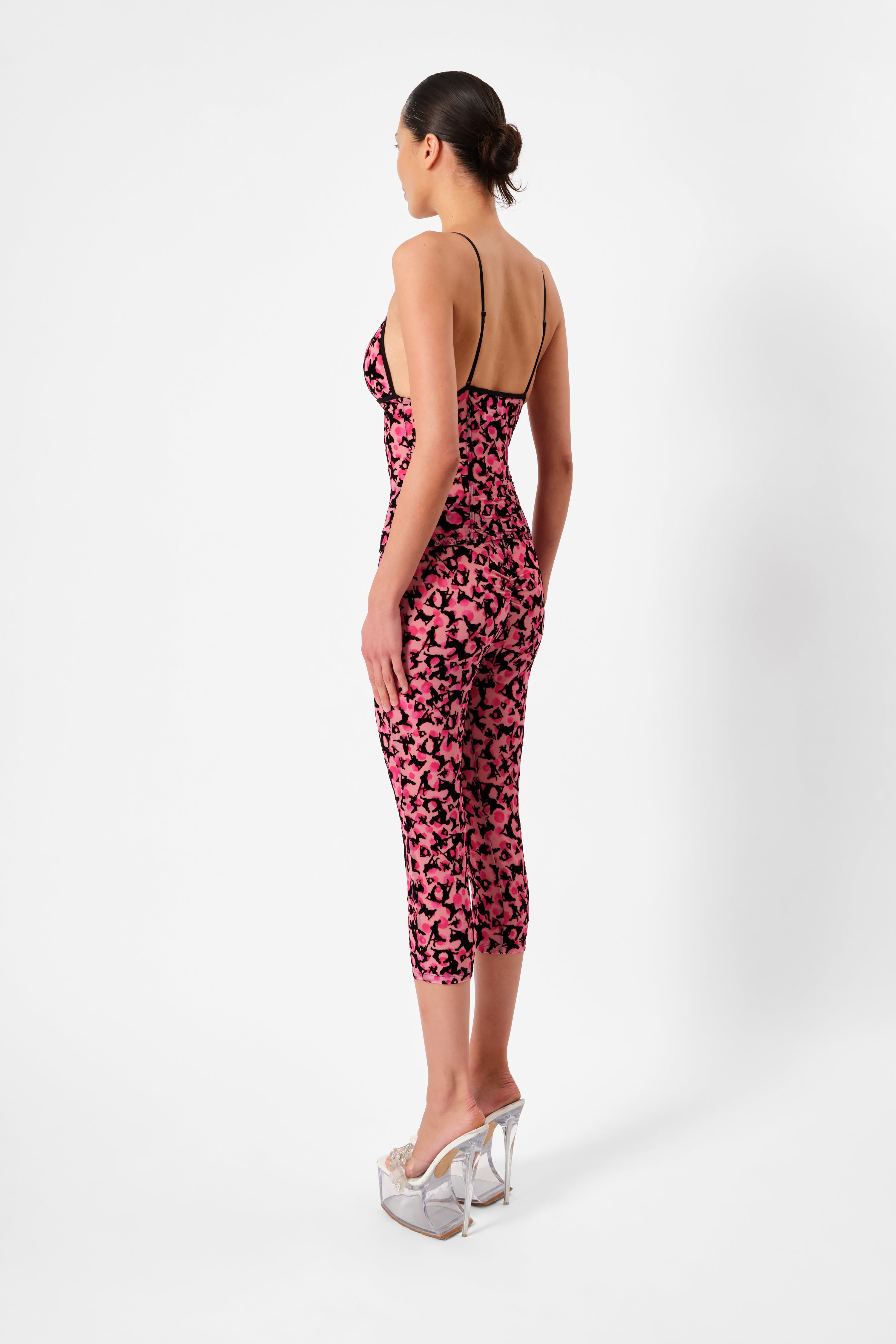POSTER GIRL - Women's Knockout Capris Pink Leopard Print XS POSTER GIRL - Women's Knockout Capris Pink Leopard Print XS