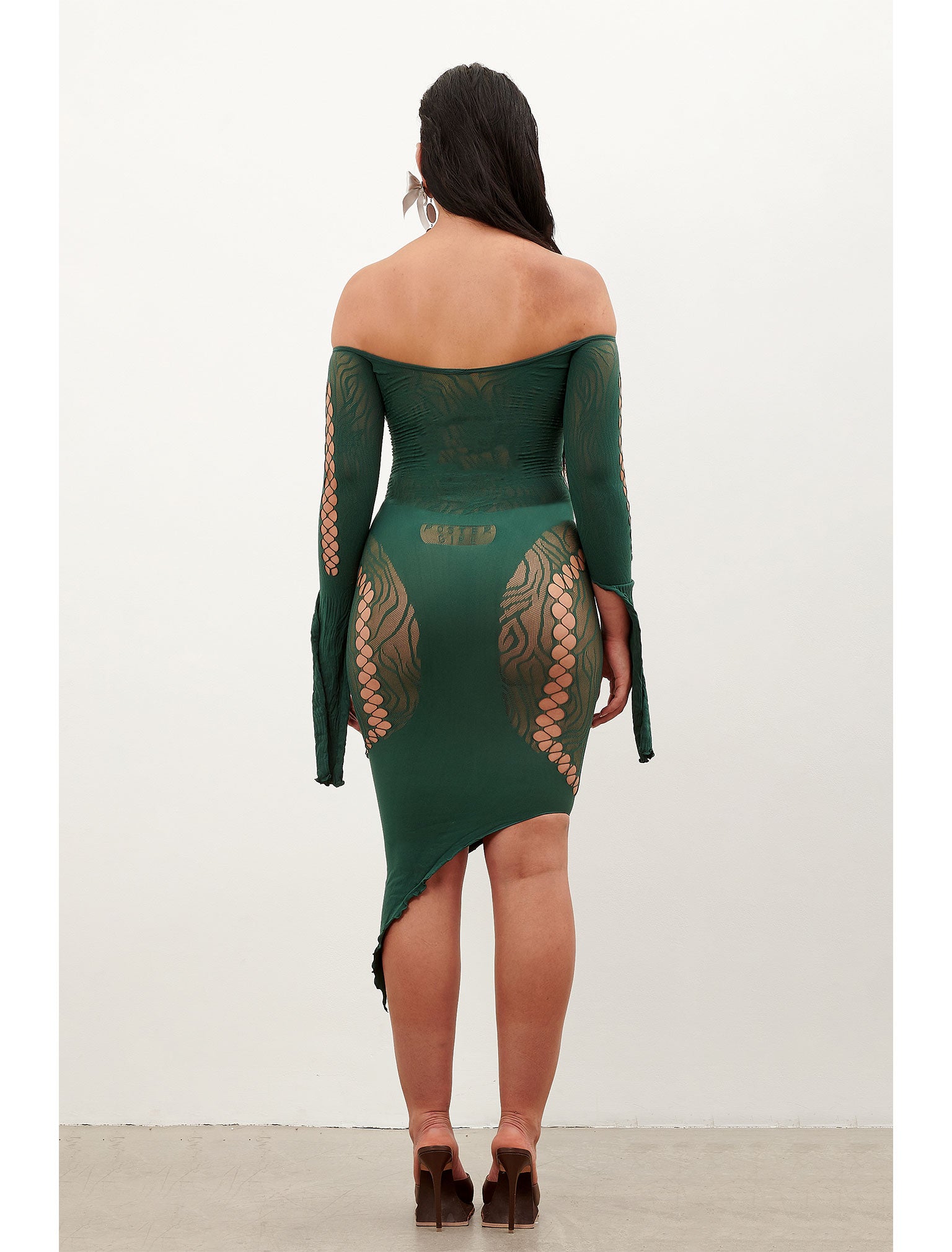 Charlotte Lace Sleeved Bodycon Midi Dress Green | POSTER GIRL