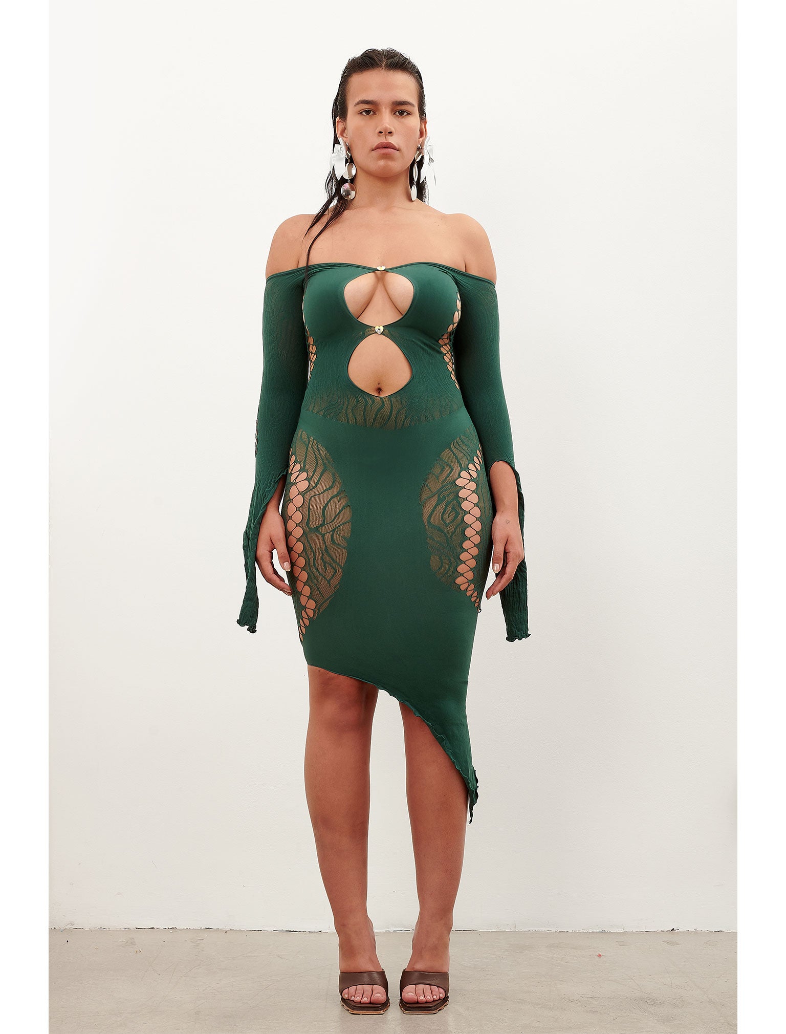 Charlotte Lace Sleeved Bodycon Midi Dress Green | POSTER GIRL
