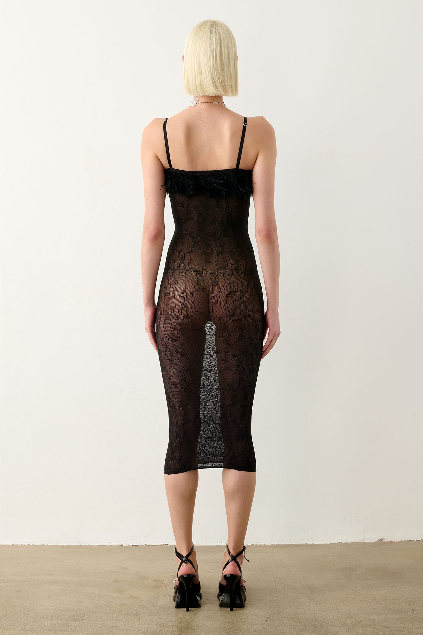 Black Dresses | POSTER GIRL Black Dresses | POSTER GIRL